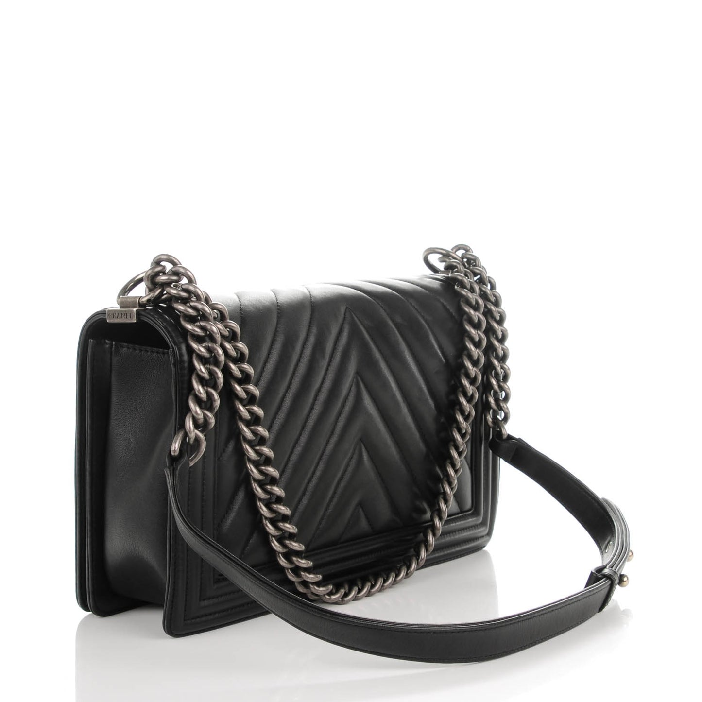 Calfskin Chevron Quilted Medium Boy Flap Black