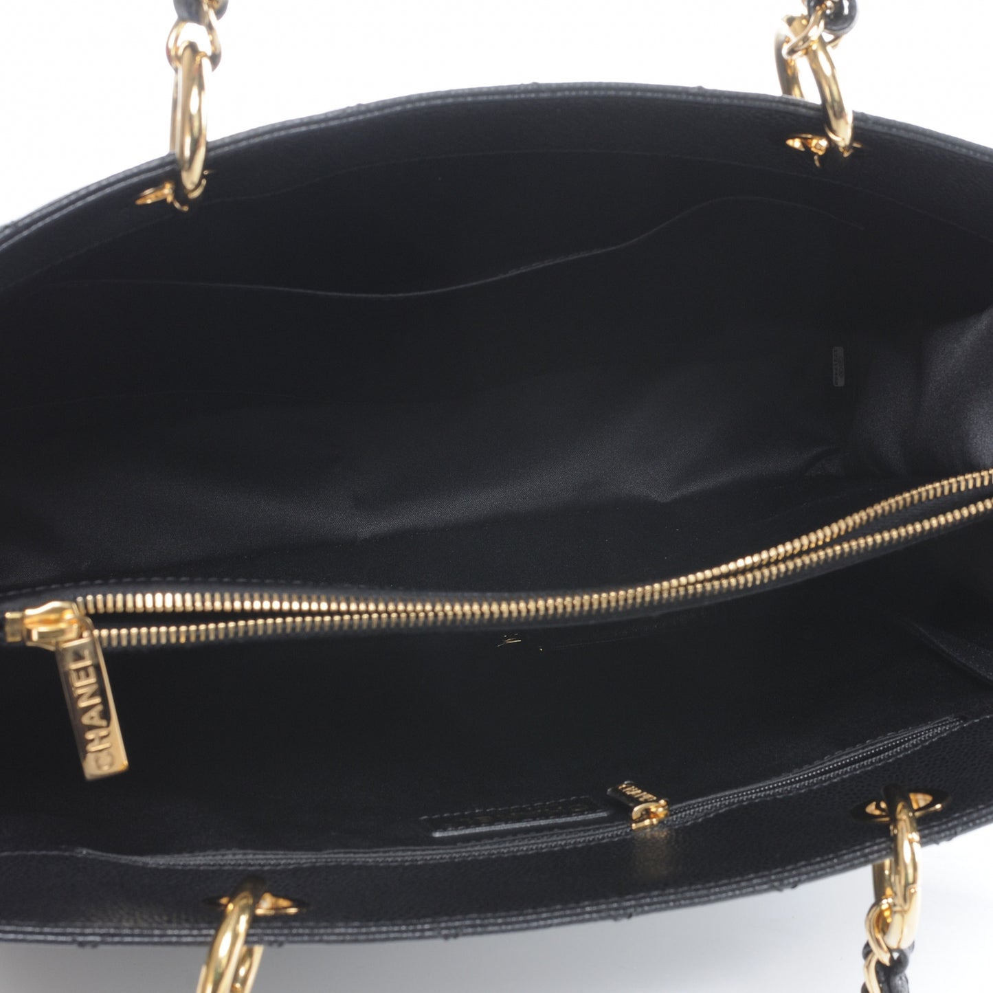 Caviar Grand Shopping Tote GST Black