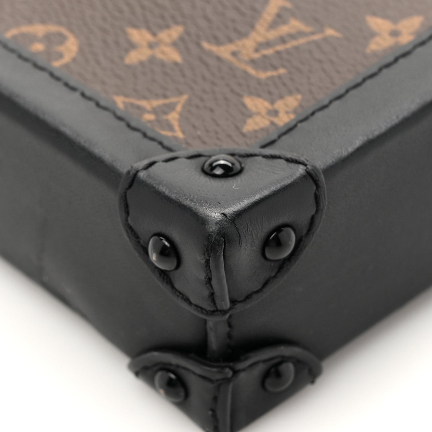 Louis Vuitton Monogram Pochette Trunk Verticale Black 12 of 12