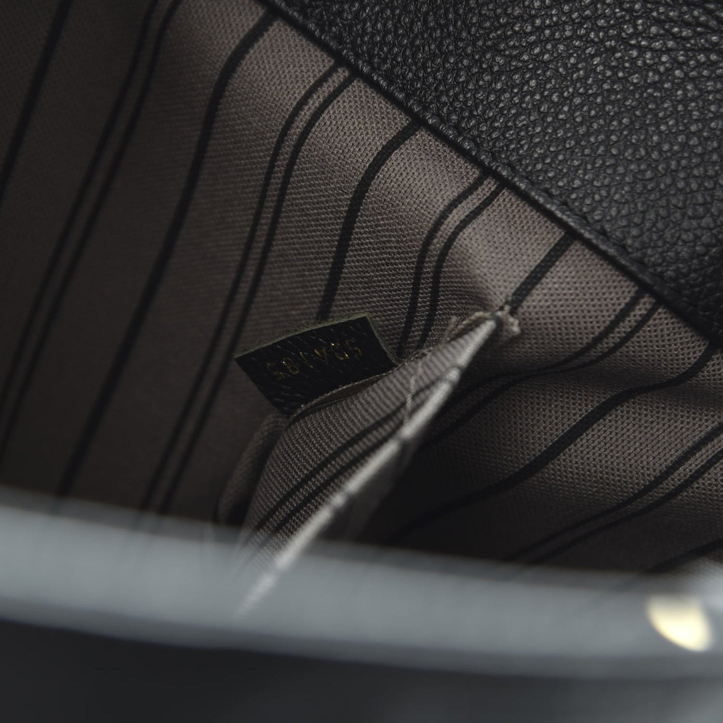 Empreinte Montaigne GM Black