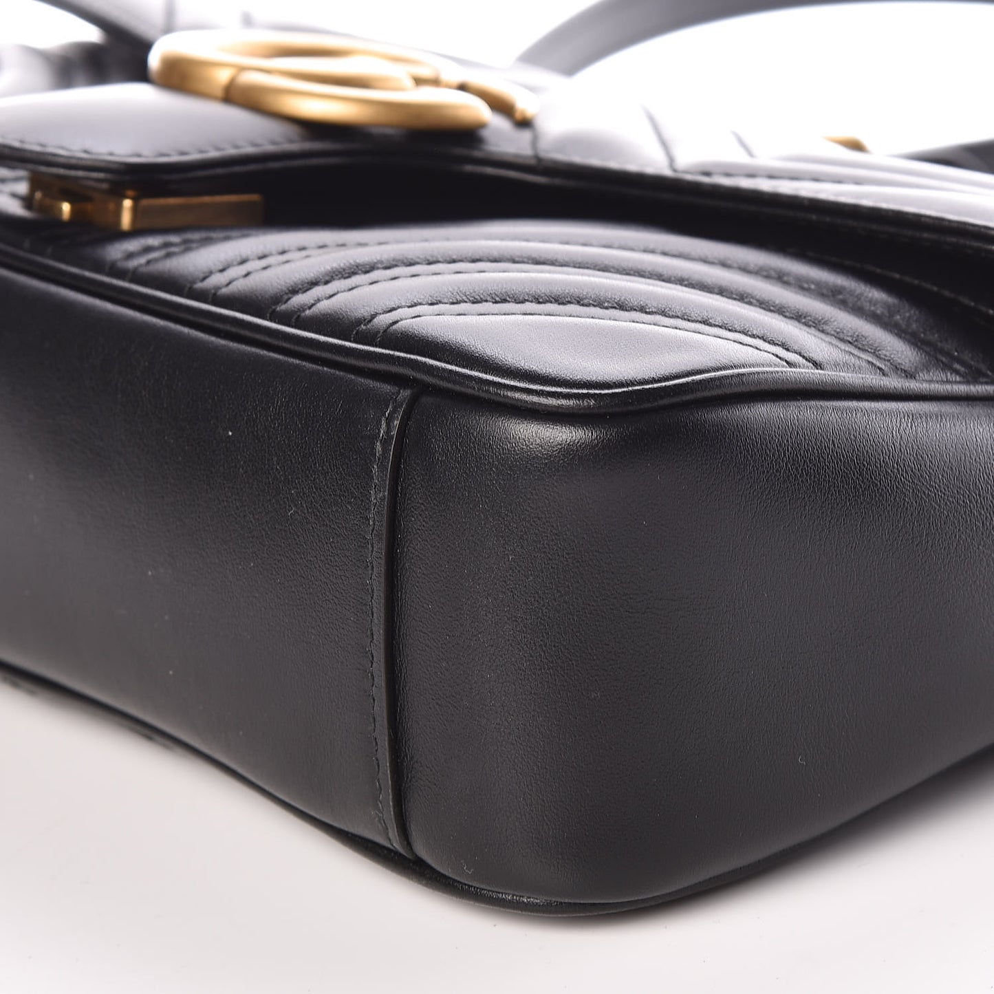 Calfskin Matelasse Small GG Marmont Shoulder Bag Black