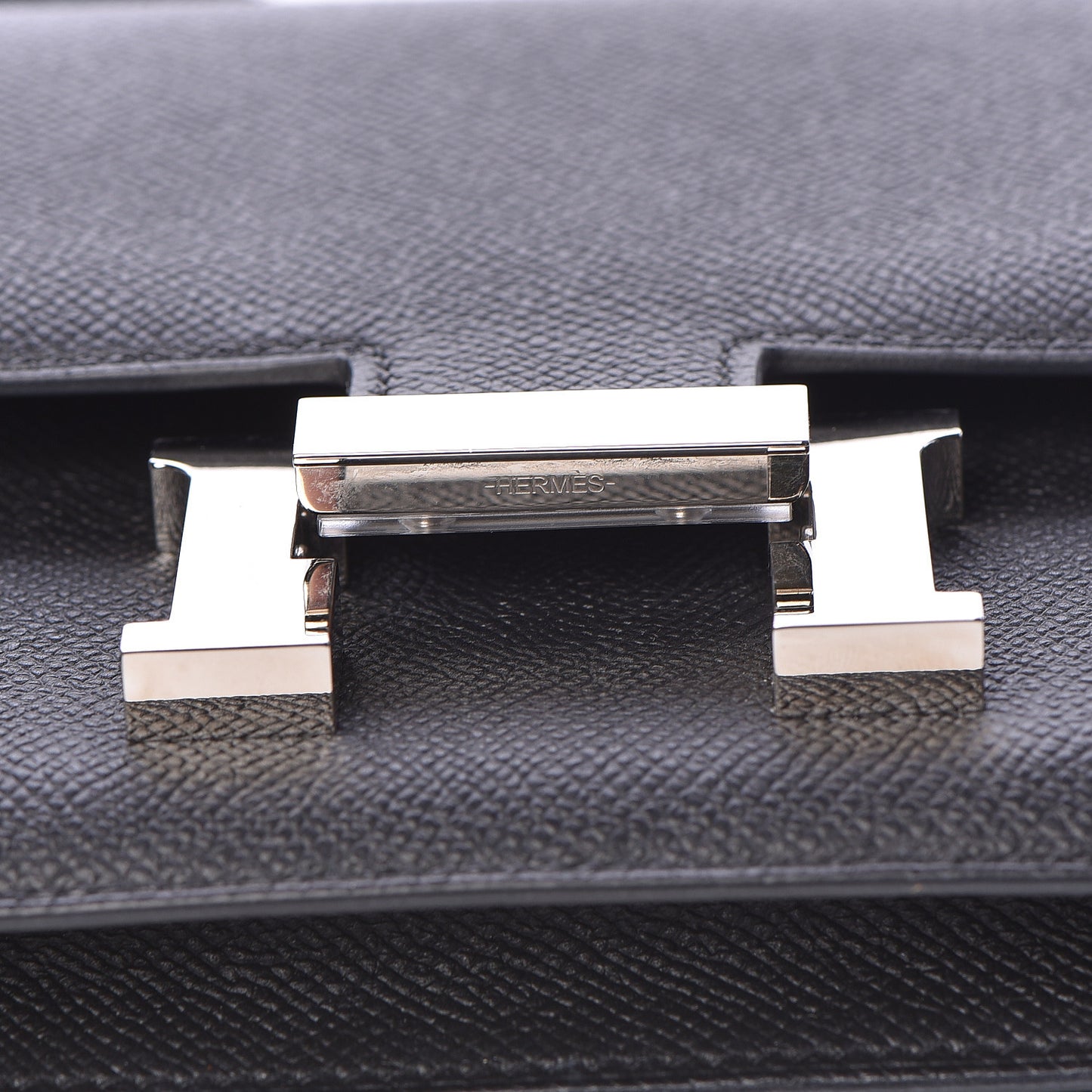 Epsom Constance 18 Black