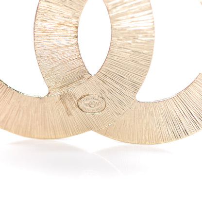 Chanel Metal Quilted CC Brooch Silver Gold 4 of 5