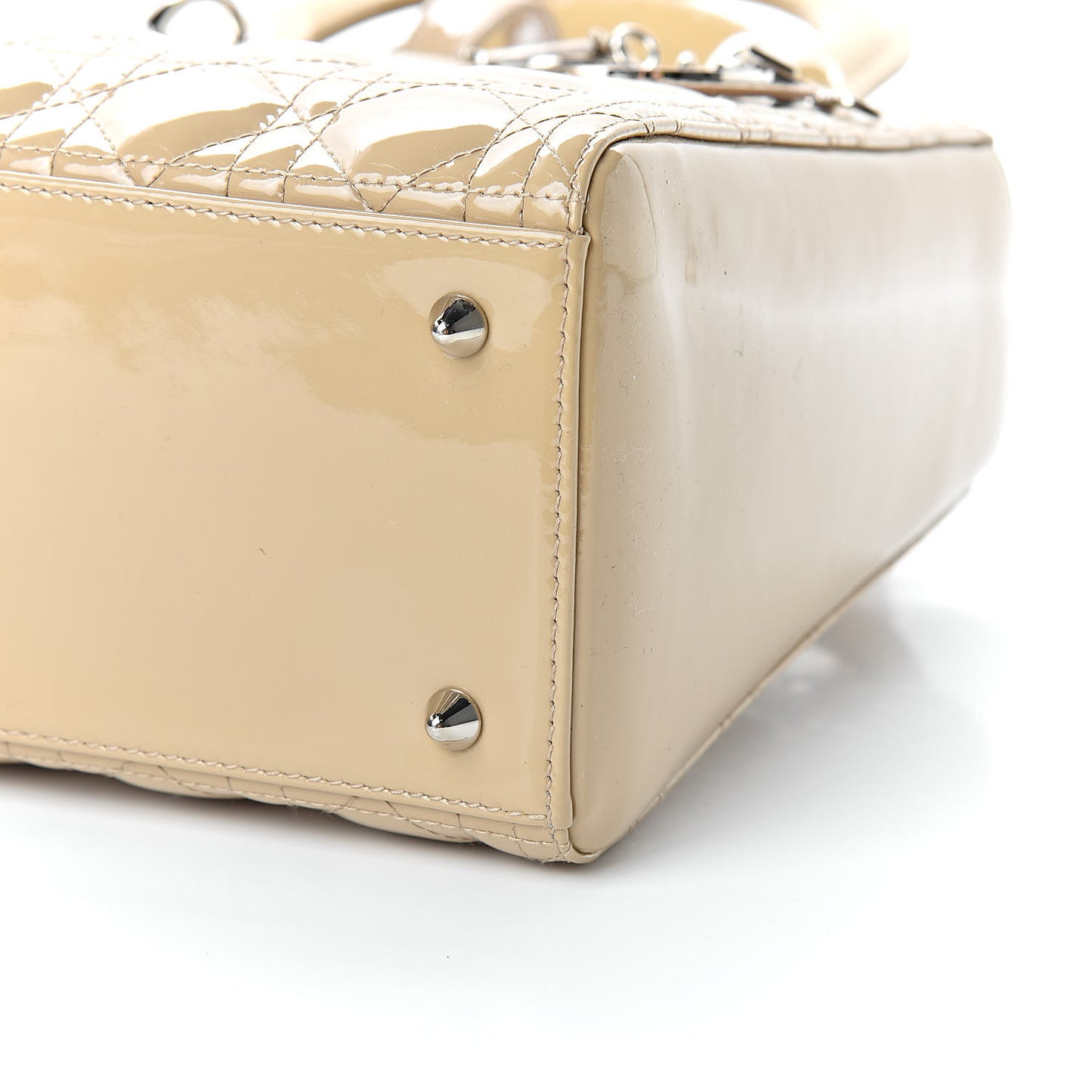 Patent Cannage Medium Lady Dior Beige