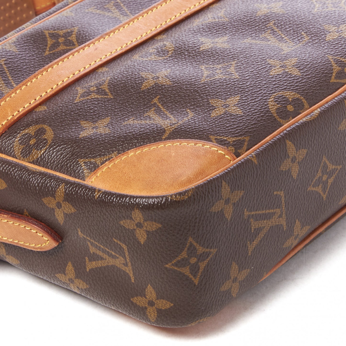 Monogram Trocadero 27