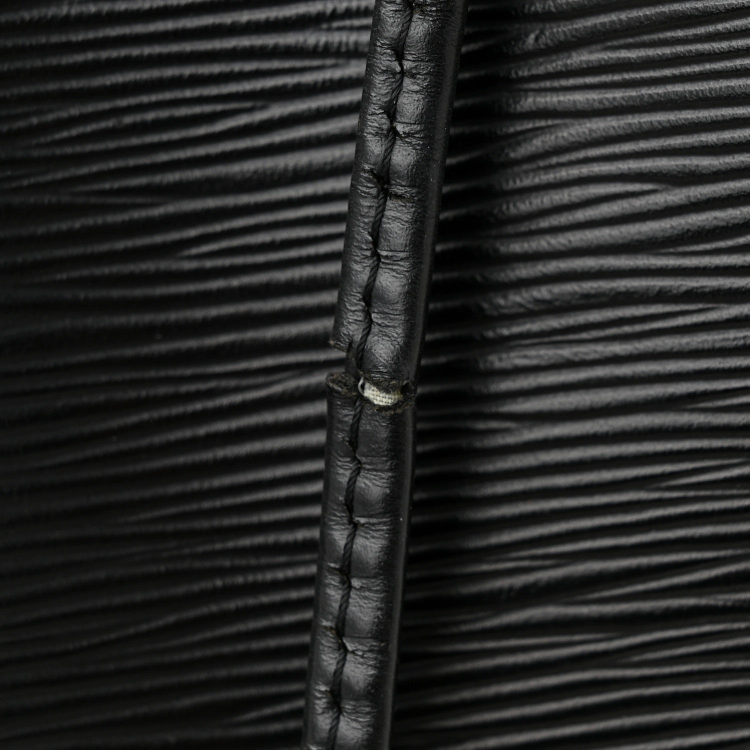 Louis Vuitton Epi Noe Black 10 of 11