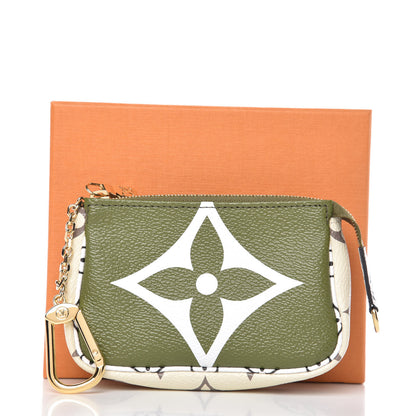Louis Vuitton Monogram Giant Micro Pochette Accessories Kaki White 8 of 8