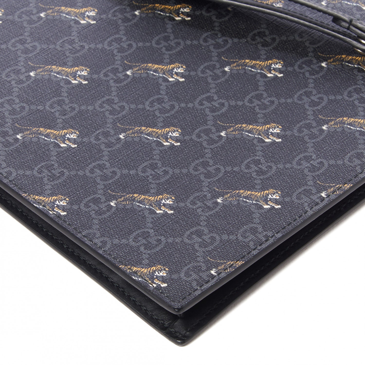 Gucci GG Supreme Monogram Tigers Zip Wristlet Pouch Black 4 of 8