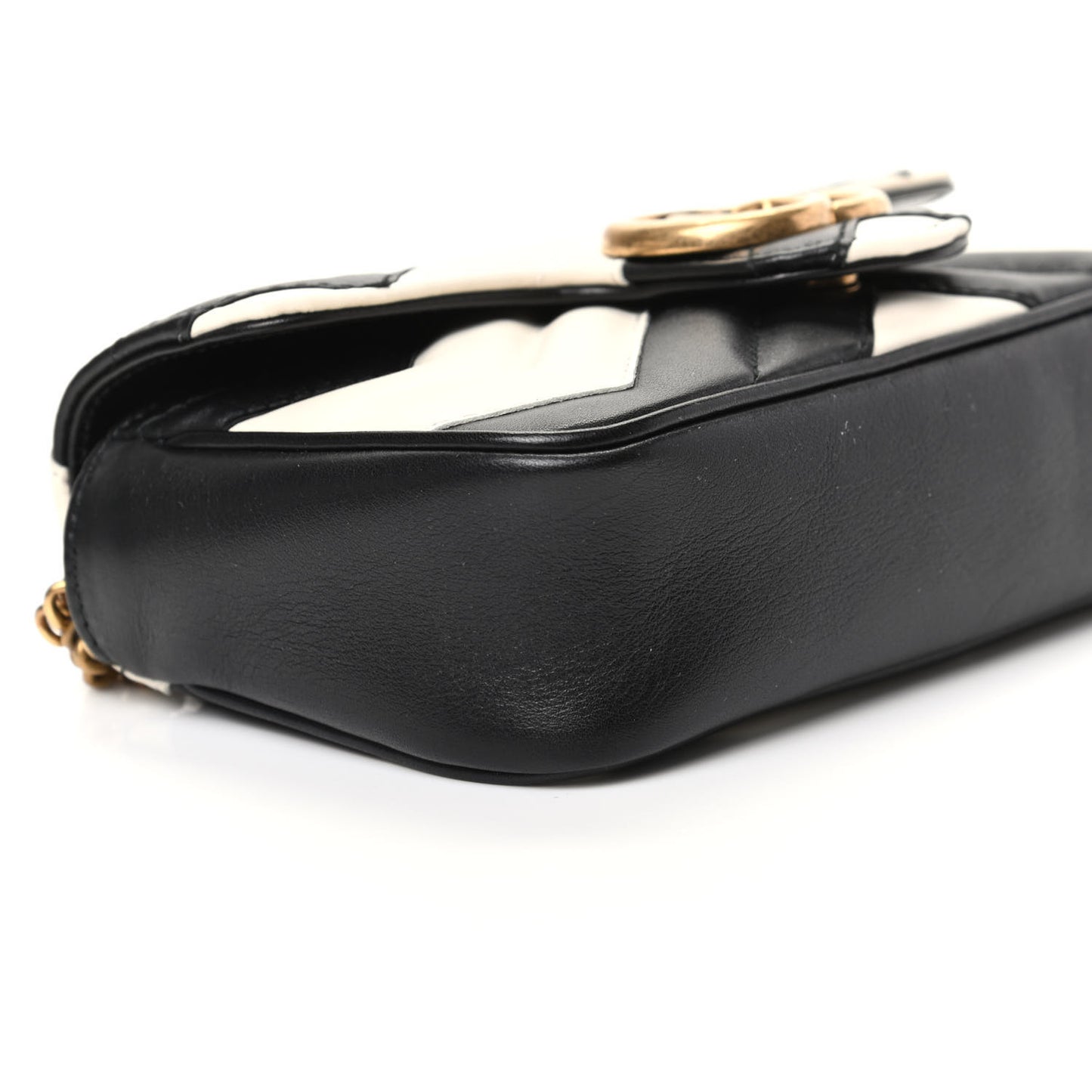 Calfskin Matelasse Super Mini GG Marmont Shoulder Bag Black White