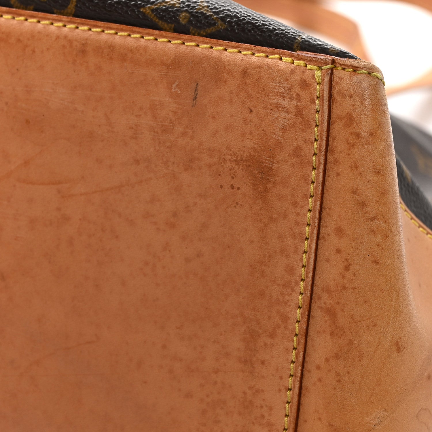 Louis Vuitton Monogram Cabas Mezzo 10 of 12
