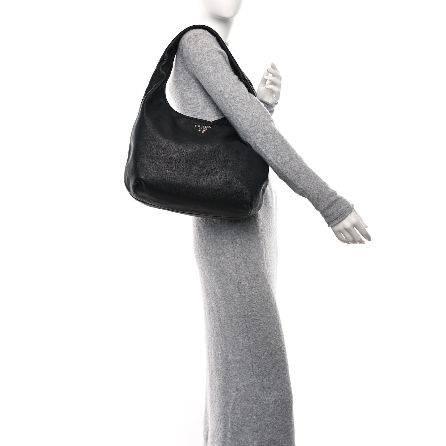 Vitello Daino Hobo Black