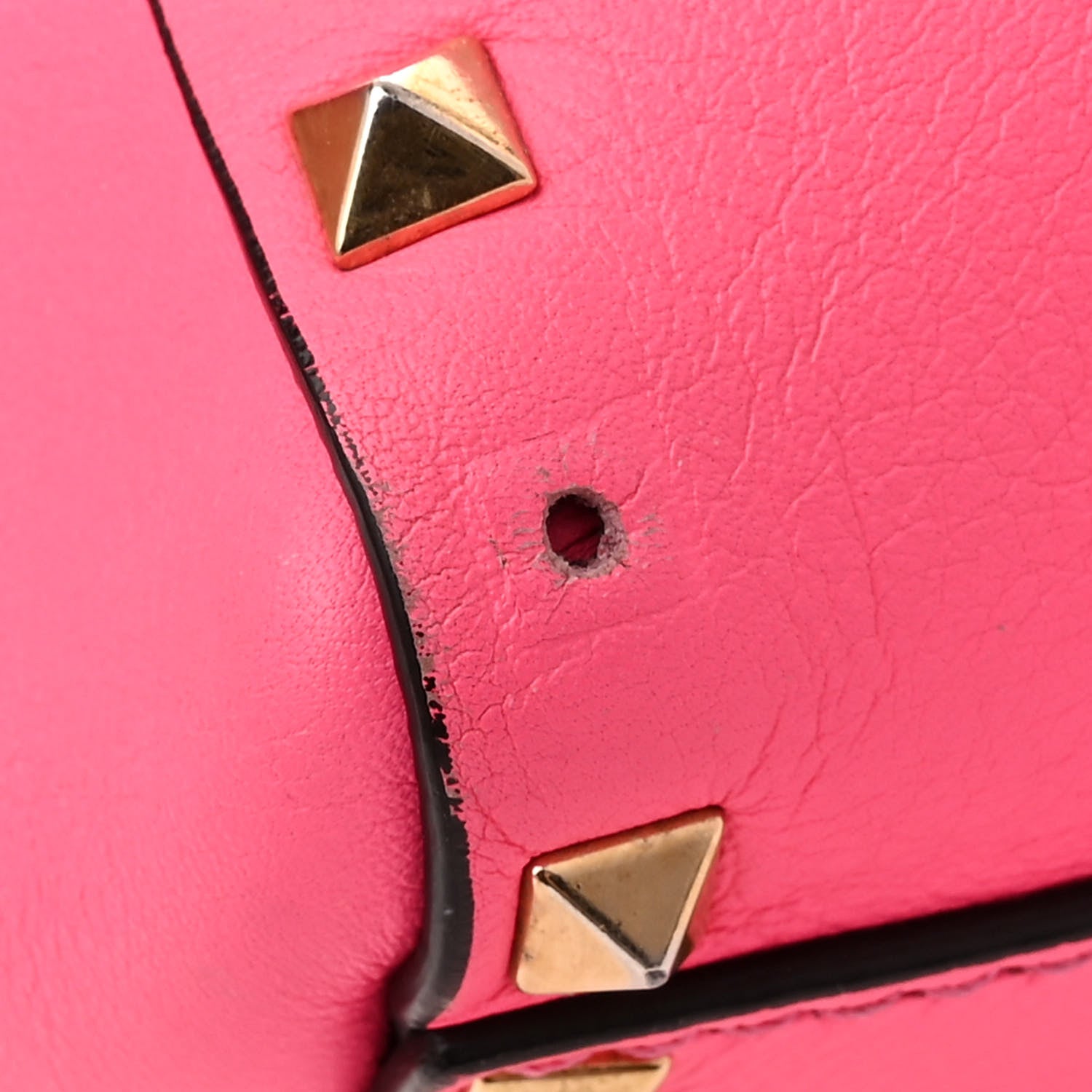 Valentino Garavani VALENTINO GARAVANI Vitello Rockstud Double Handle Tote Fuxia Fluo 17 of 21