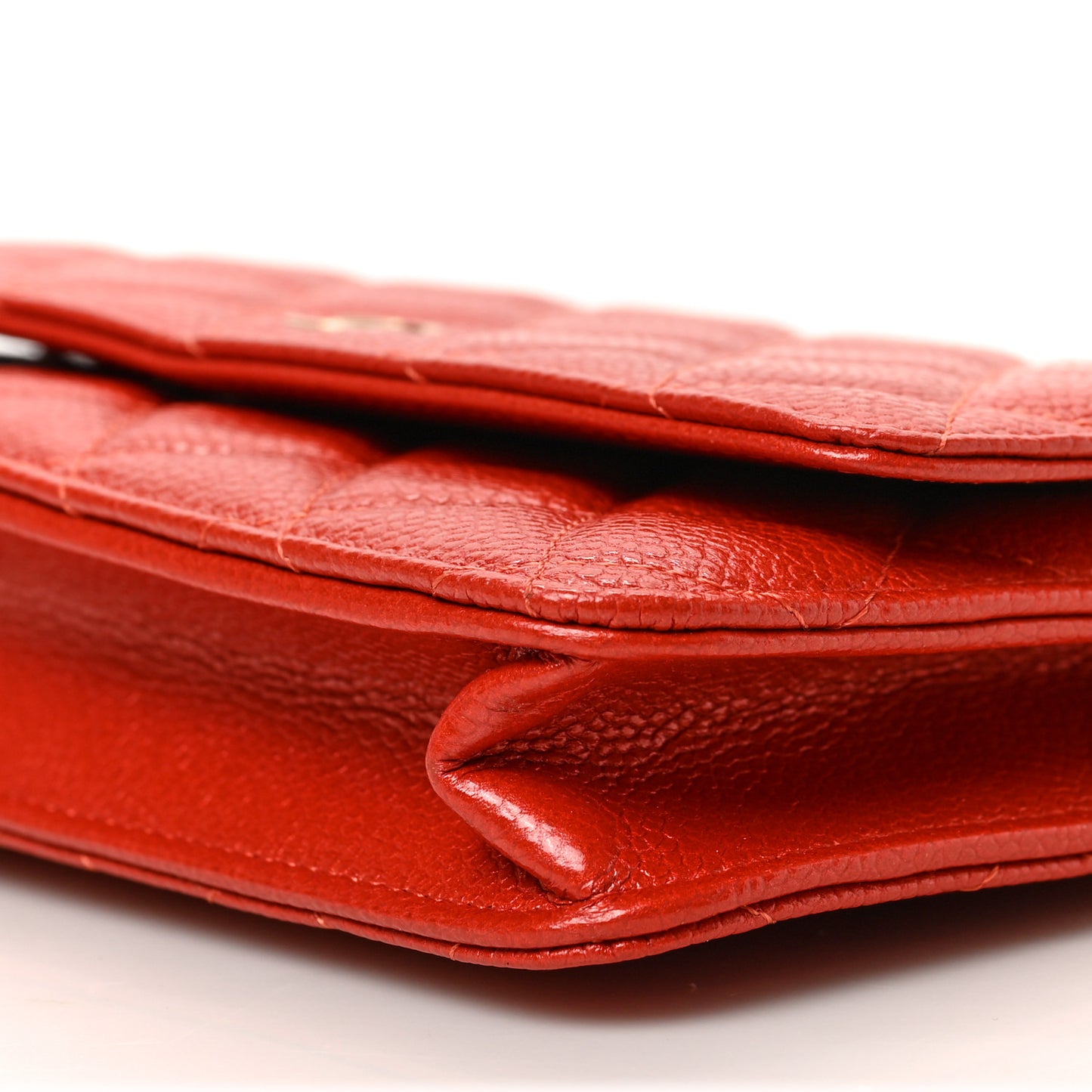 Caviar Quilted Wallet on Chain WOC Red