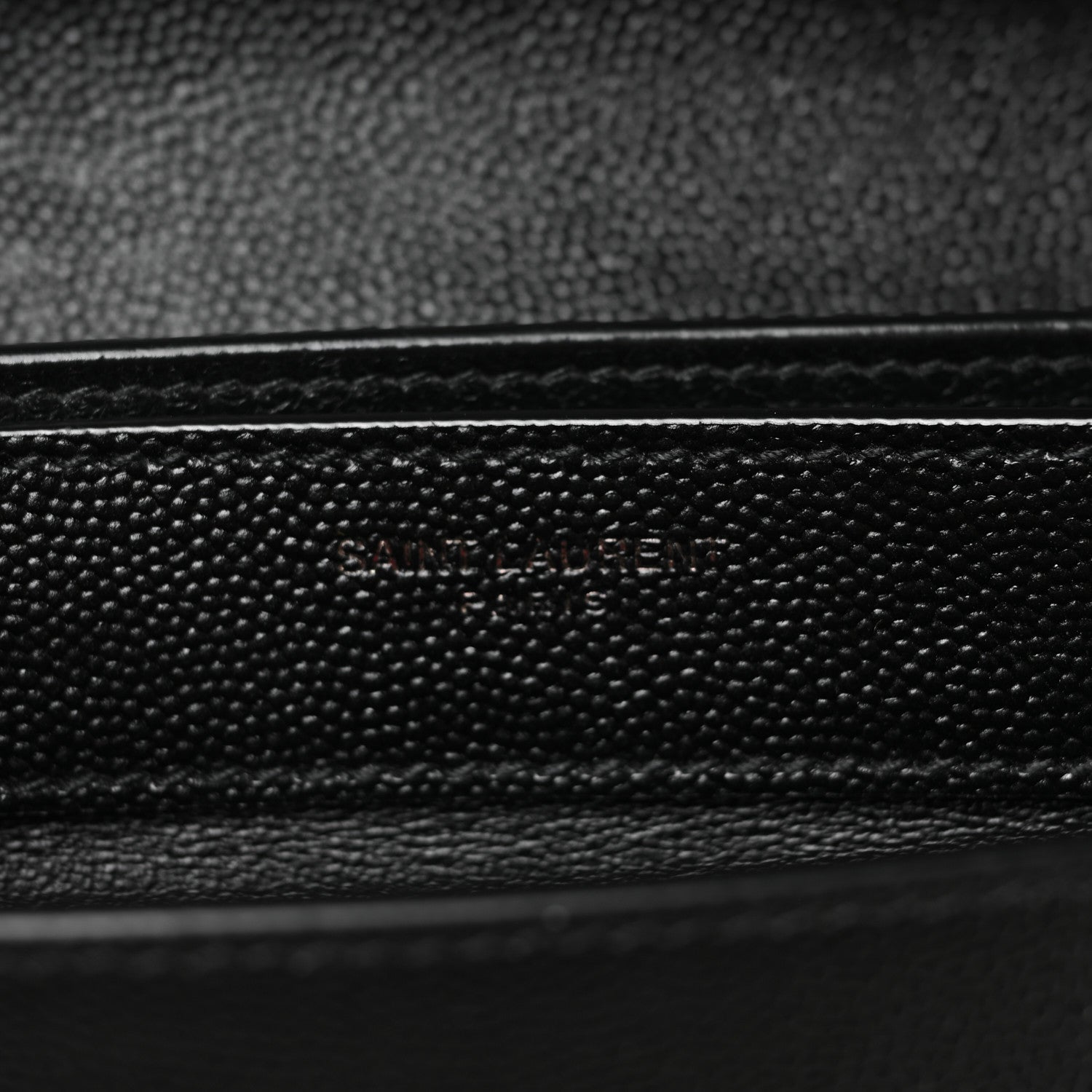 Saint Laurent Grain De Poudre Monogram Cassandra Clasp Bag Black 6 of 9