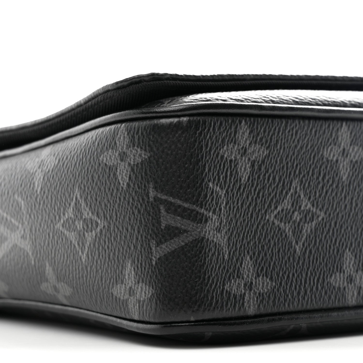 Louis Vuitton Monogram Eclipse District PM NM 8 of 10