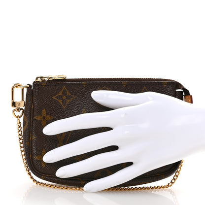 Louis Vuitton Monogram Mini Pochette Accessories 2 of 8