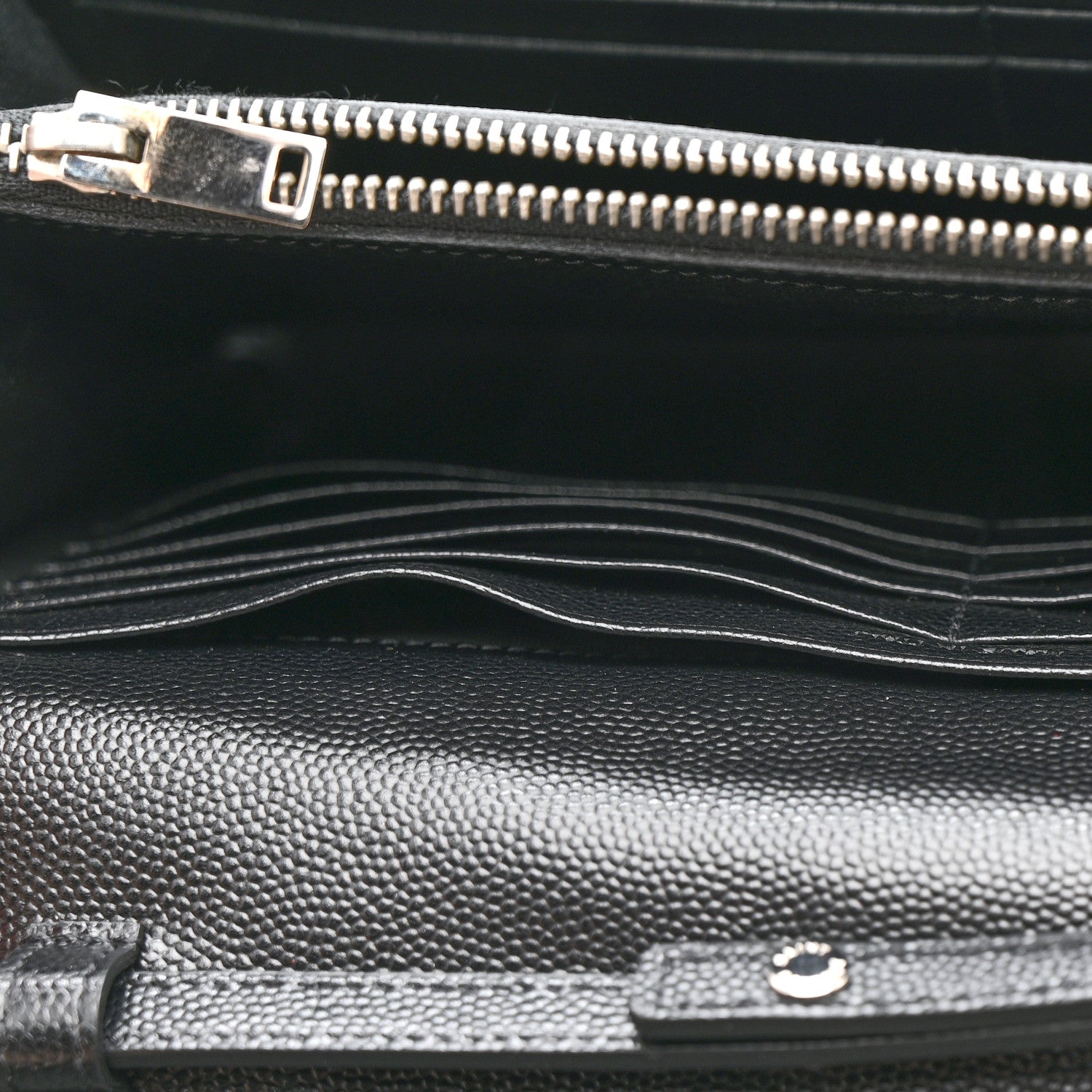 Saint Laurent Grain De Poudre Matelasse Chevron Monogram Chain Wallet Black 12 of 16