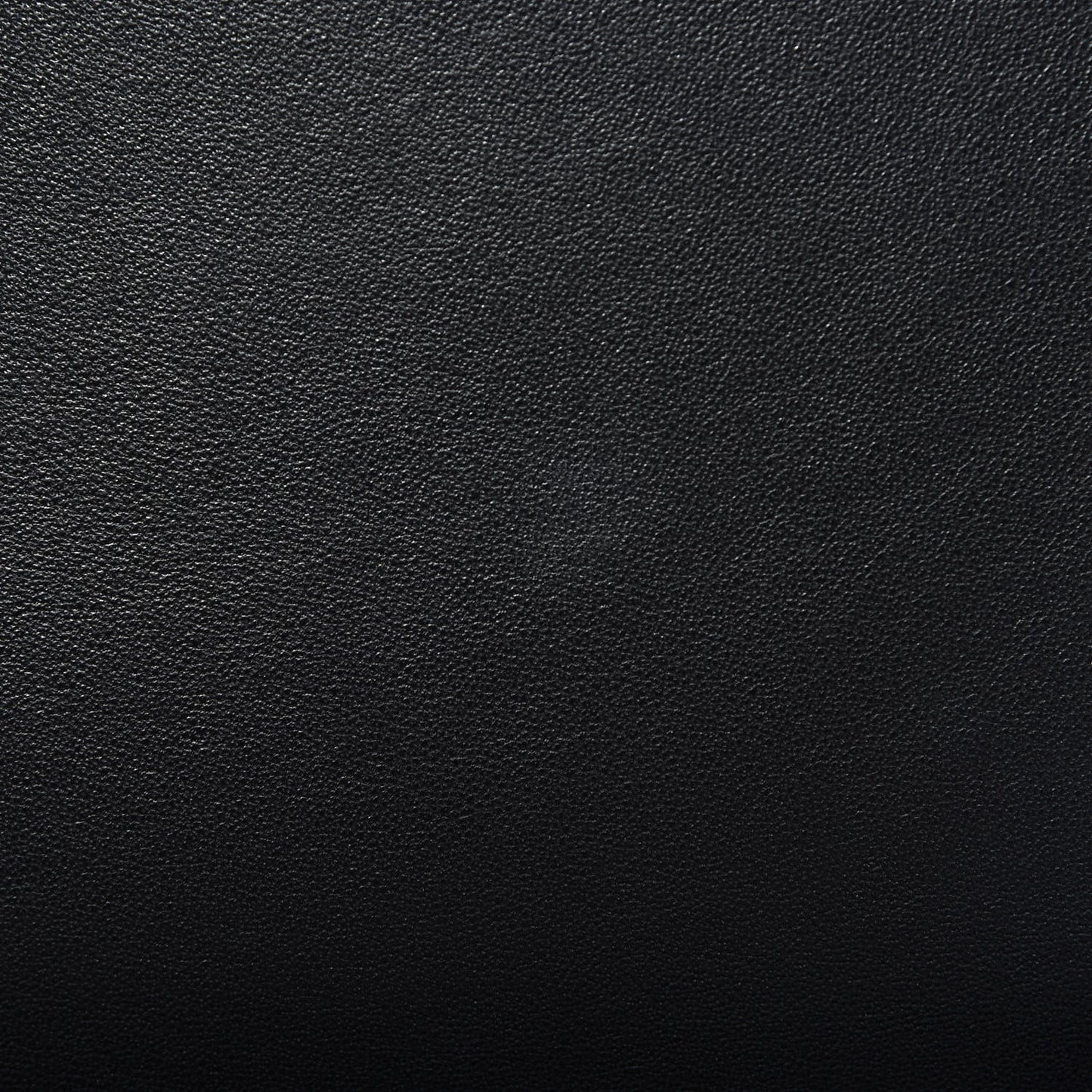 Drummed Calfskin Suede Large Trapeze Black