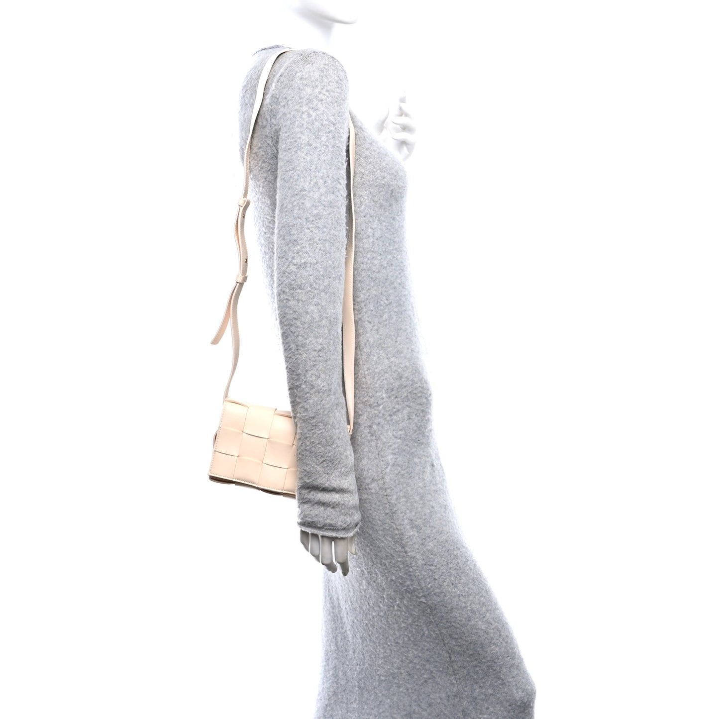 Lambskin Maxi Intrecciato Small Cassette Crossbody Bag Macaroon