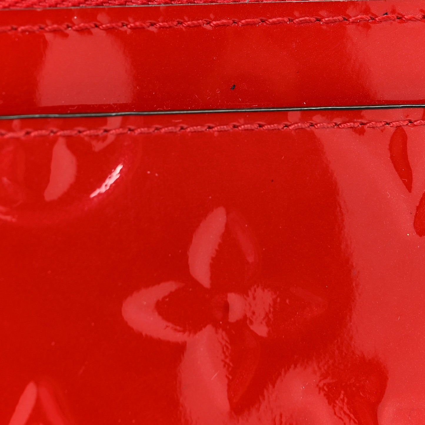 Vernis Key Pouch Cherry