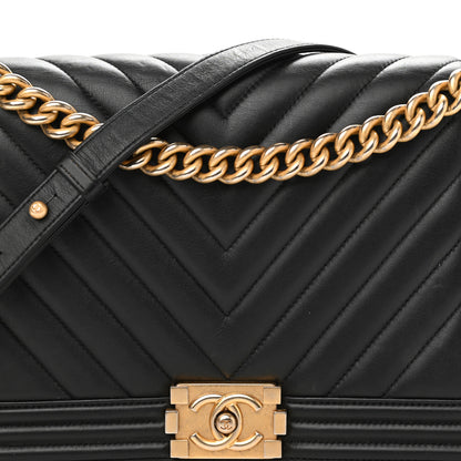 Chanel Lambskin Chevron Quilted Medium Boy Flap Black 8 of 11