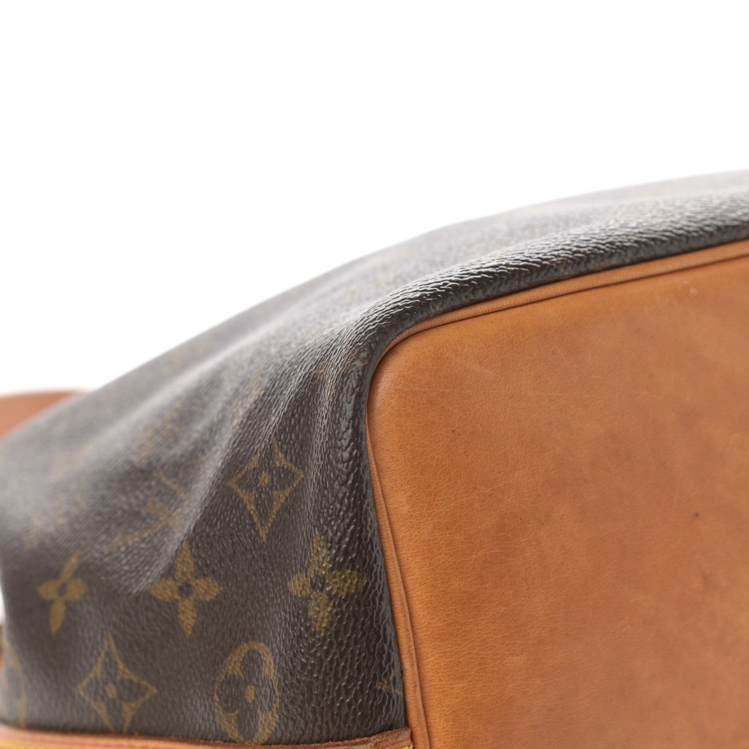 Louis Vuitton Monogram Petit Noe 18 of 22