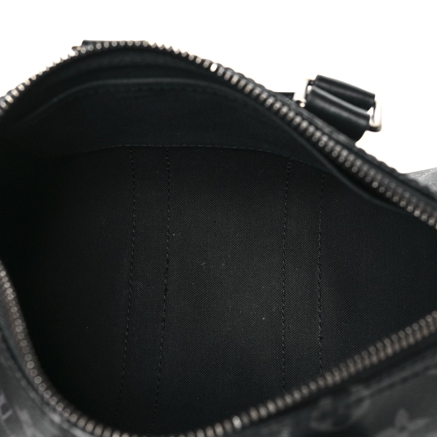 Reverse Monogram Eclipse Keepall Bandouliere 25