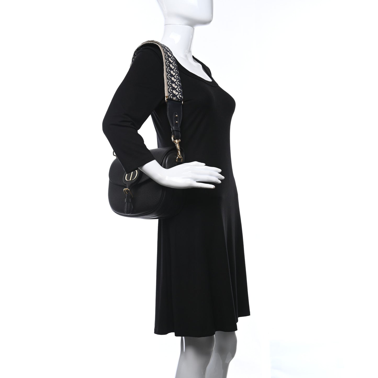 Grained Calfskin Large Bobby Flap Black