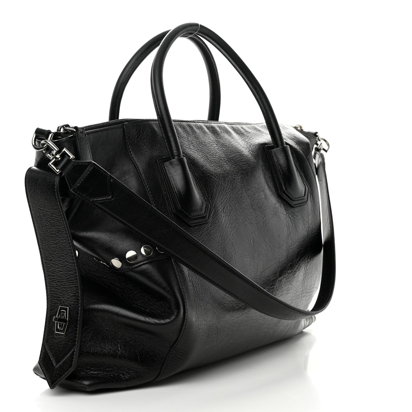 Smooth Calfskin Medium Studded Soft Antigona Black