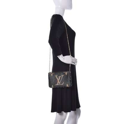 Louis Vuitton Monogram Giant Jungle Pochette Double Zip Black 2 of 9