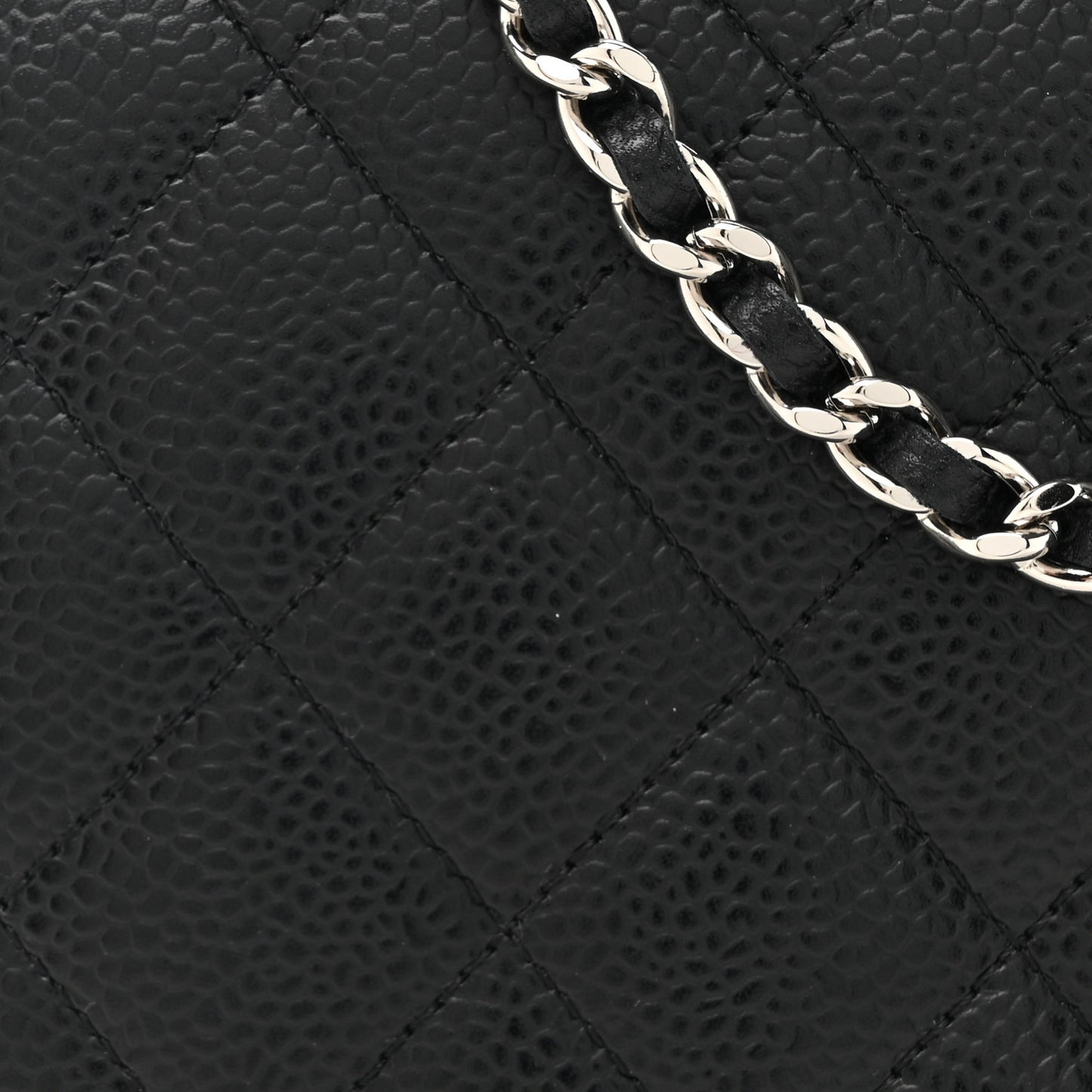 Caviar Quilted Wallet On Chain WOC Black