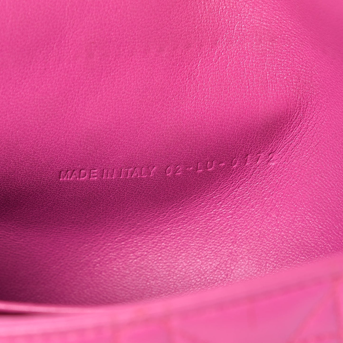 Lambskin Cannage New Lock Pouch Rose Sorbet