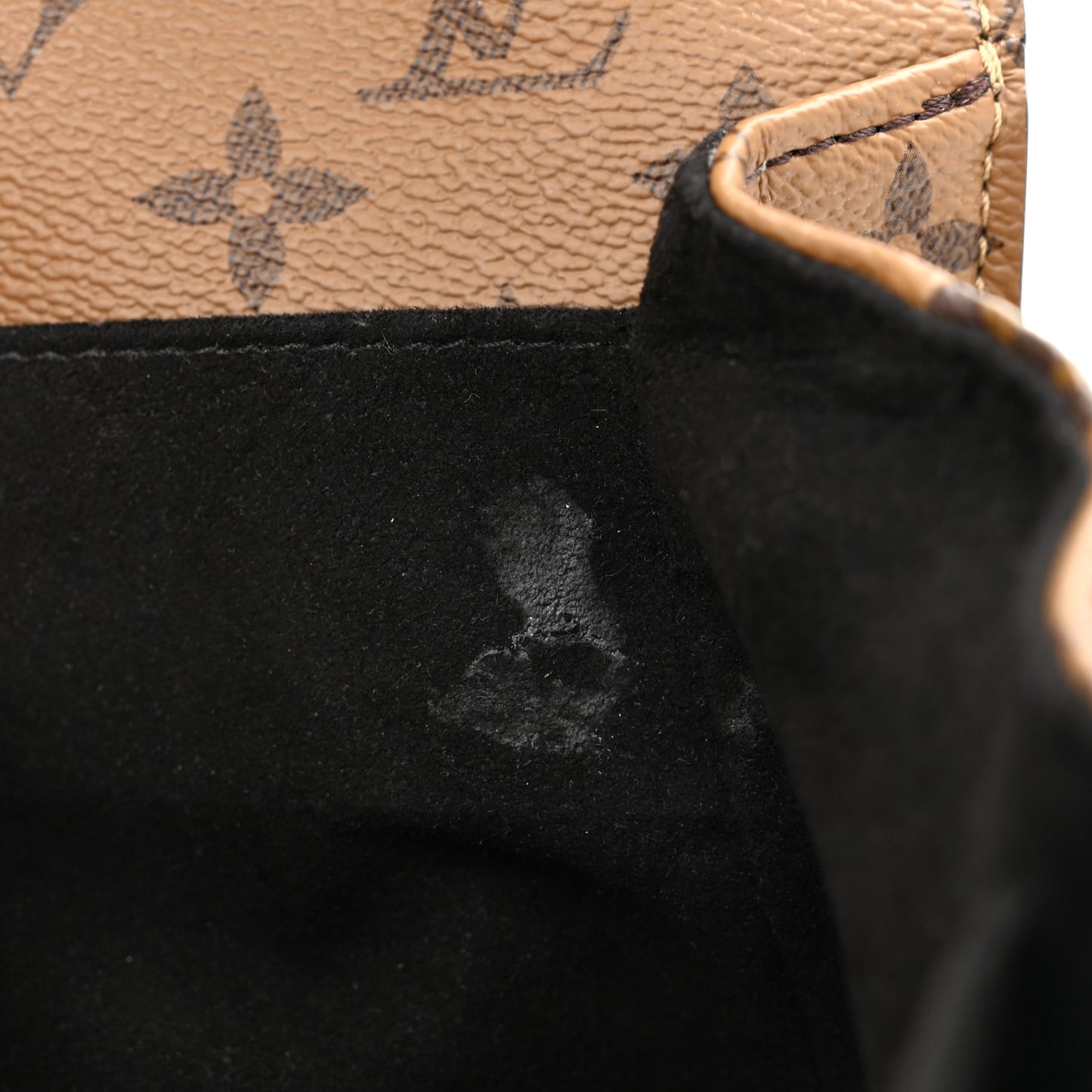 Reverse Monogram Pochette Metis