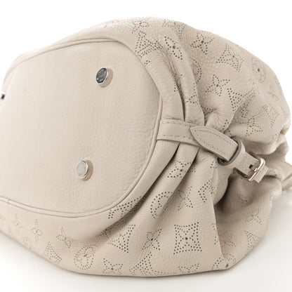 Louis Vuitton Mahina L Gris 9 of 13