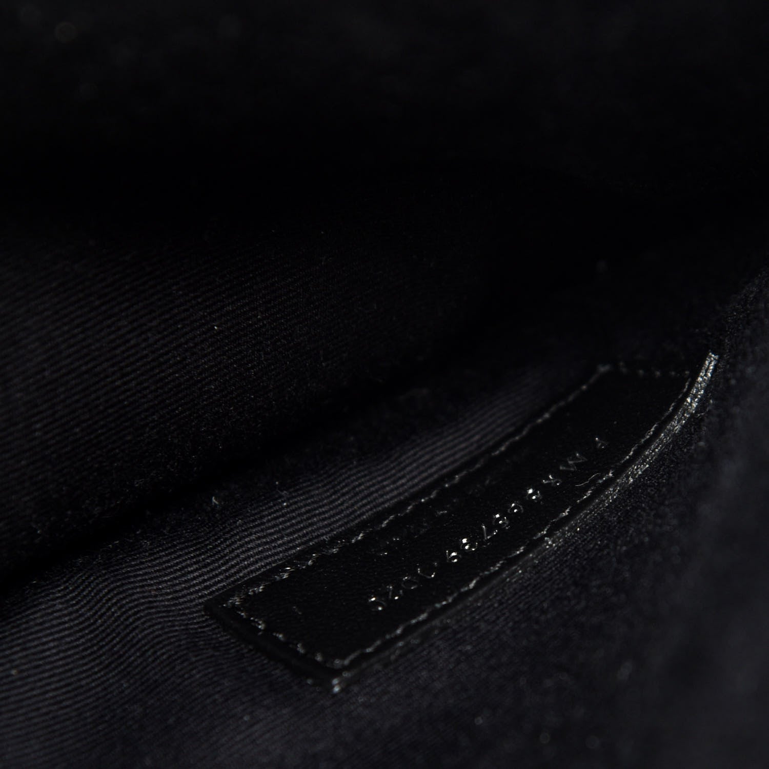 Saint Laurent Grain De Poudre Uptown Pouch Black 14 of 22