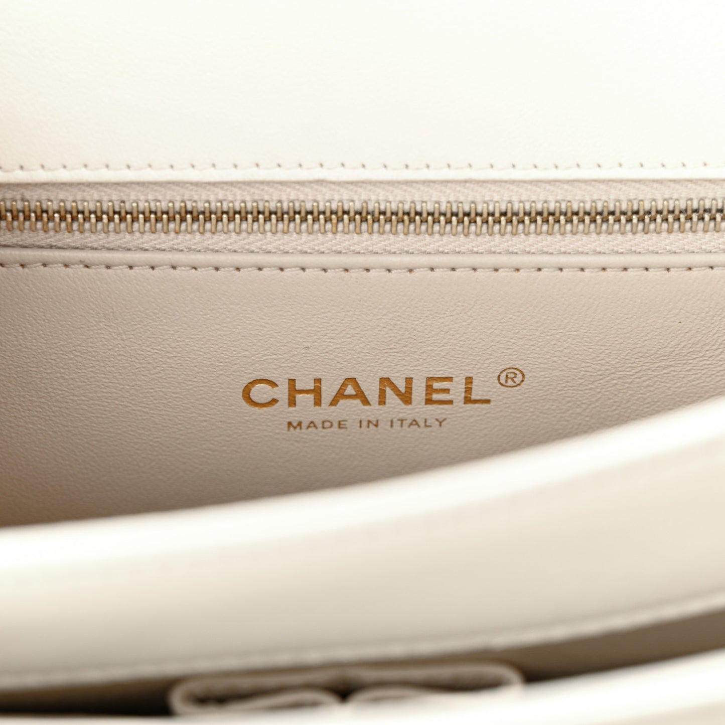 Lambskin Quilted Coco Luxe Top Handle Flap White