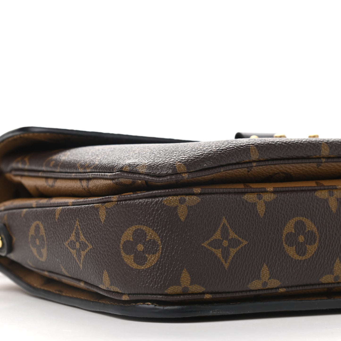 Reverse Monogram Pochette Metis
