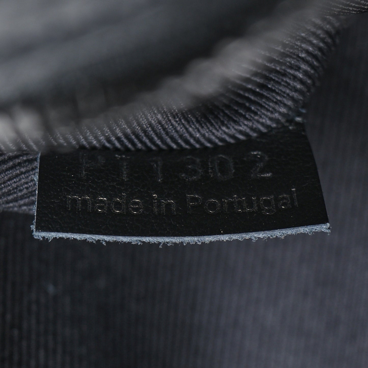 Taurillon Monogram Uniformes Solar Ray Soft Pochette Volga Belt Bag Black