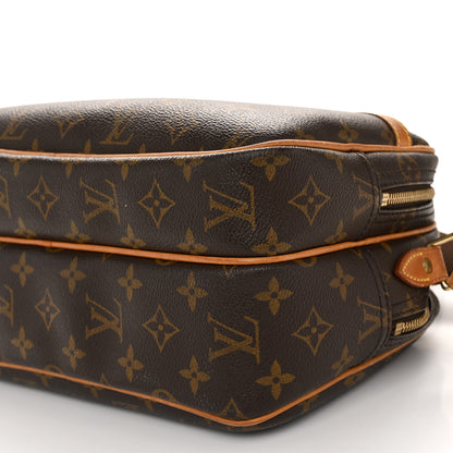 Louis Vuitton Monogram Reporter PM 10 of 10