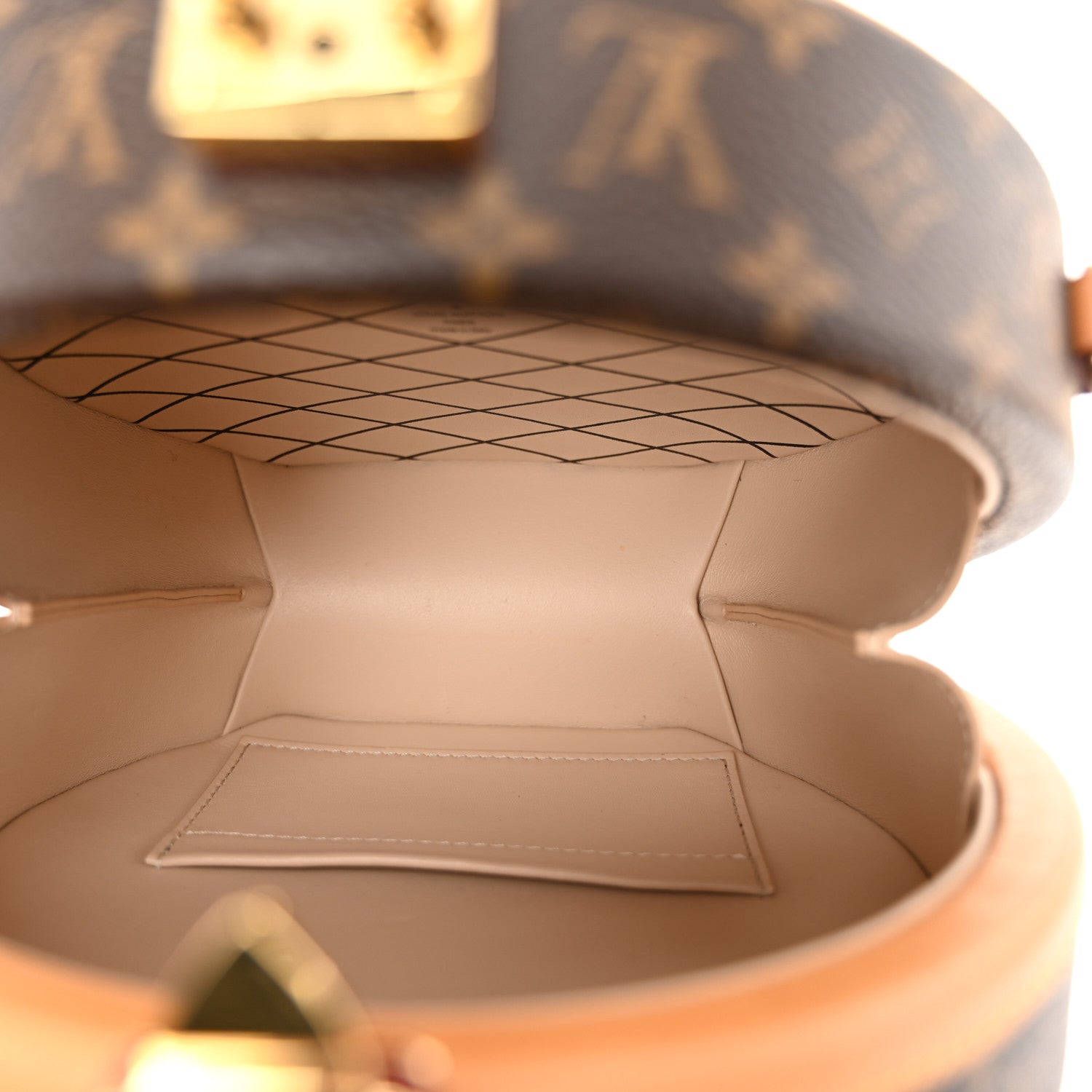 Louis Vuitton Monogram Petite Boite Chapeau 5 of 9