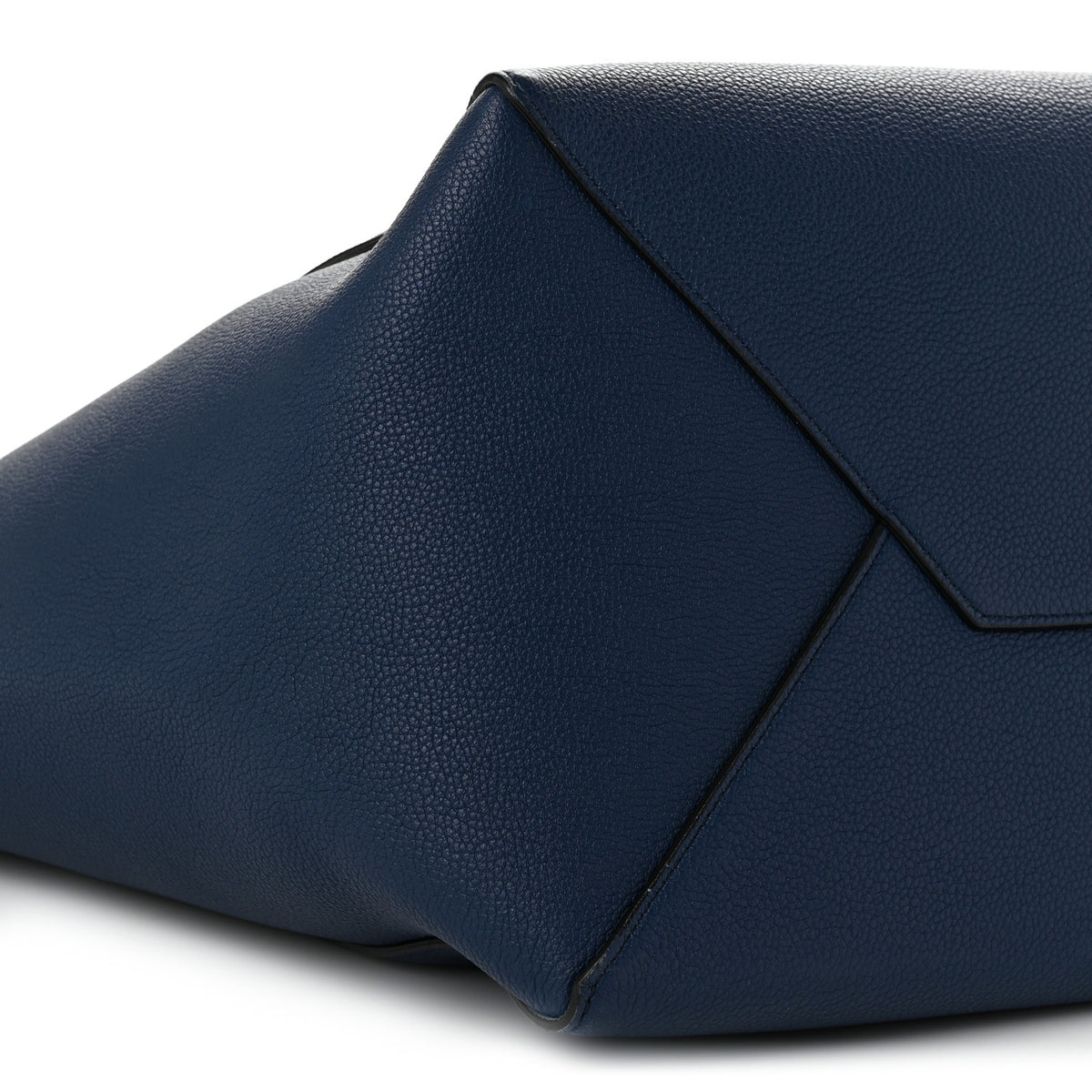 Soft Grained Calfskin Small Belt Cabas Phantom Dark Blue
