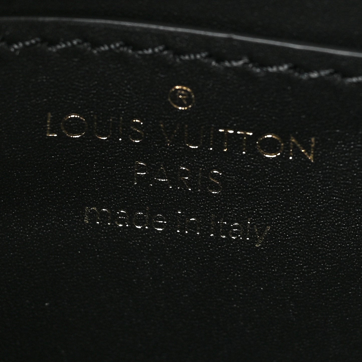 Reverse Monogram Dauphine Multicartes
