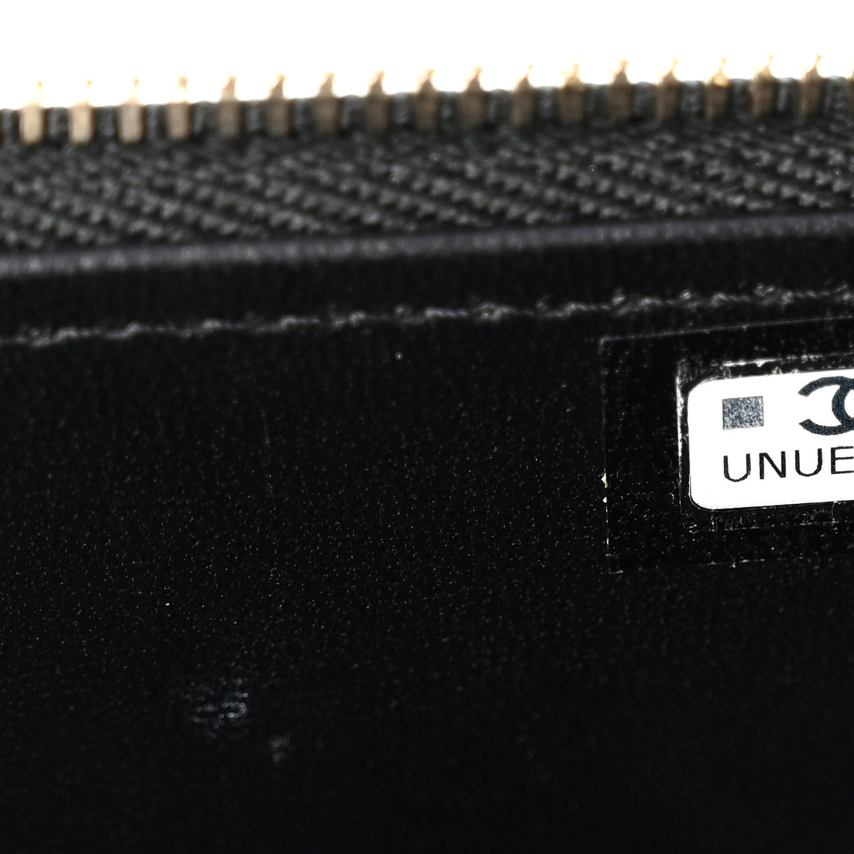 Lambskin Quilted Small Top Handle Vanity Case With Chain Black