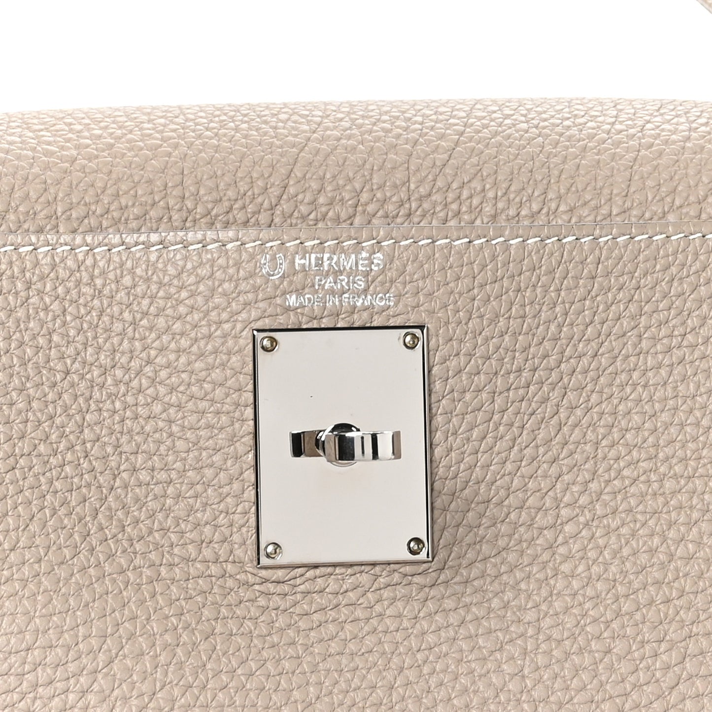 Togo Horseshoe Shoulder Kelly 42 Gris Tourterelle