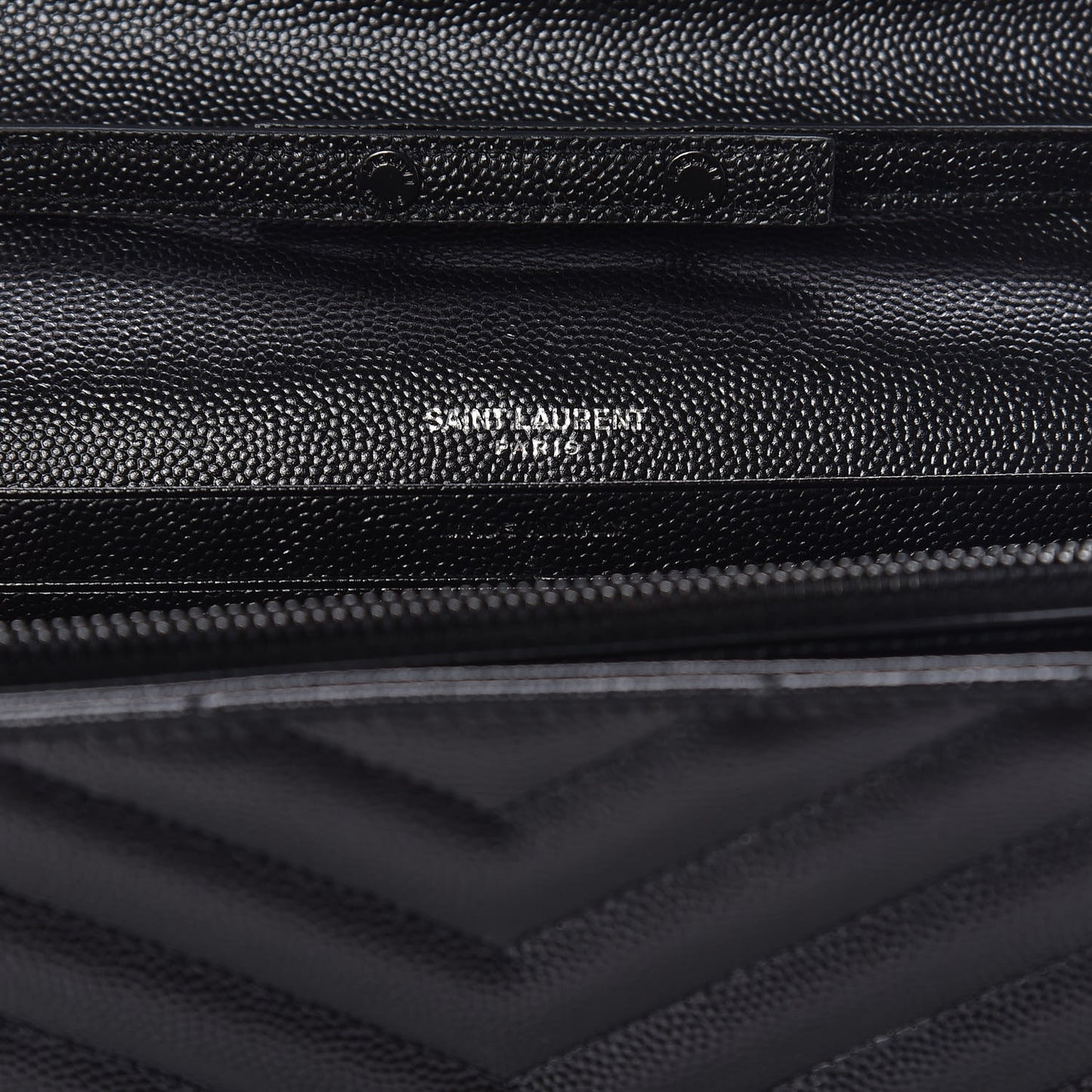 Grain De Poudre Matelasse Chevron Monogram Chain Wallet Black