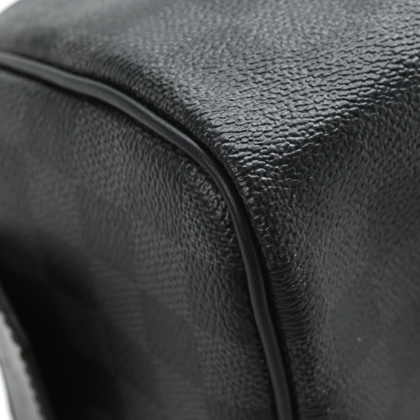 Damier Graphite Dopp Kit Toilet Pouch
