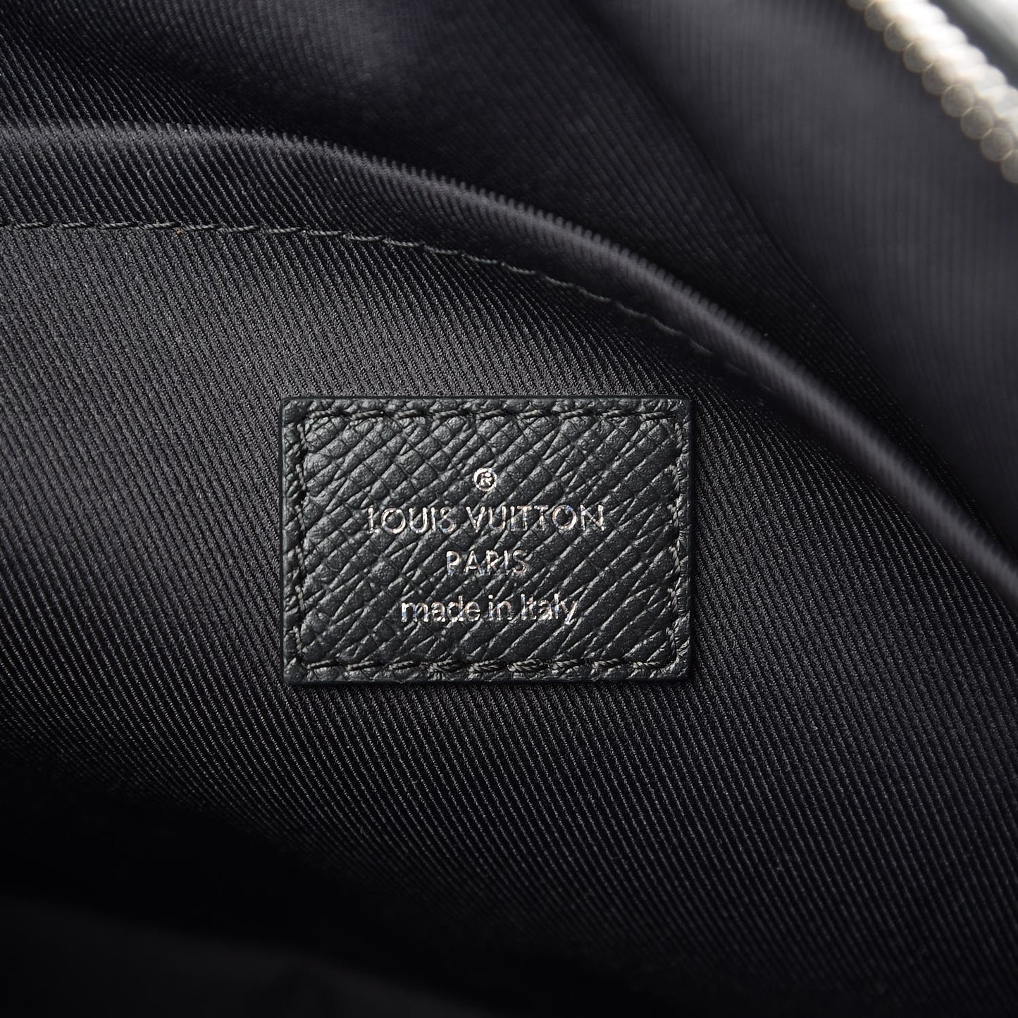 Taiga Monogram Eclipse Outdoor Messenger Black
