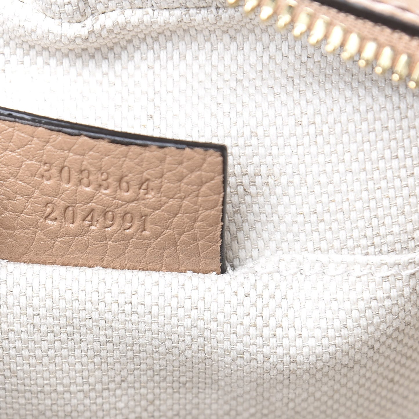 Pebbled Calfskin Small Soho Disco Bag Camelia