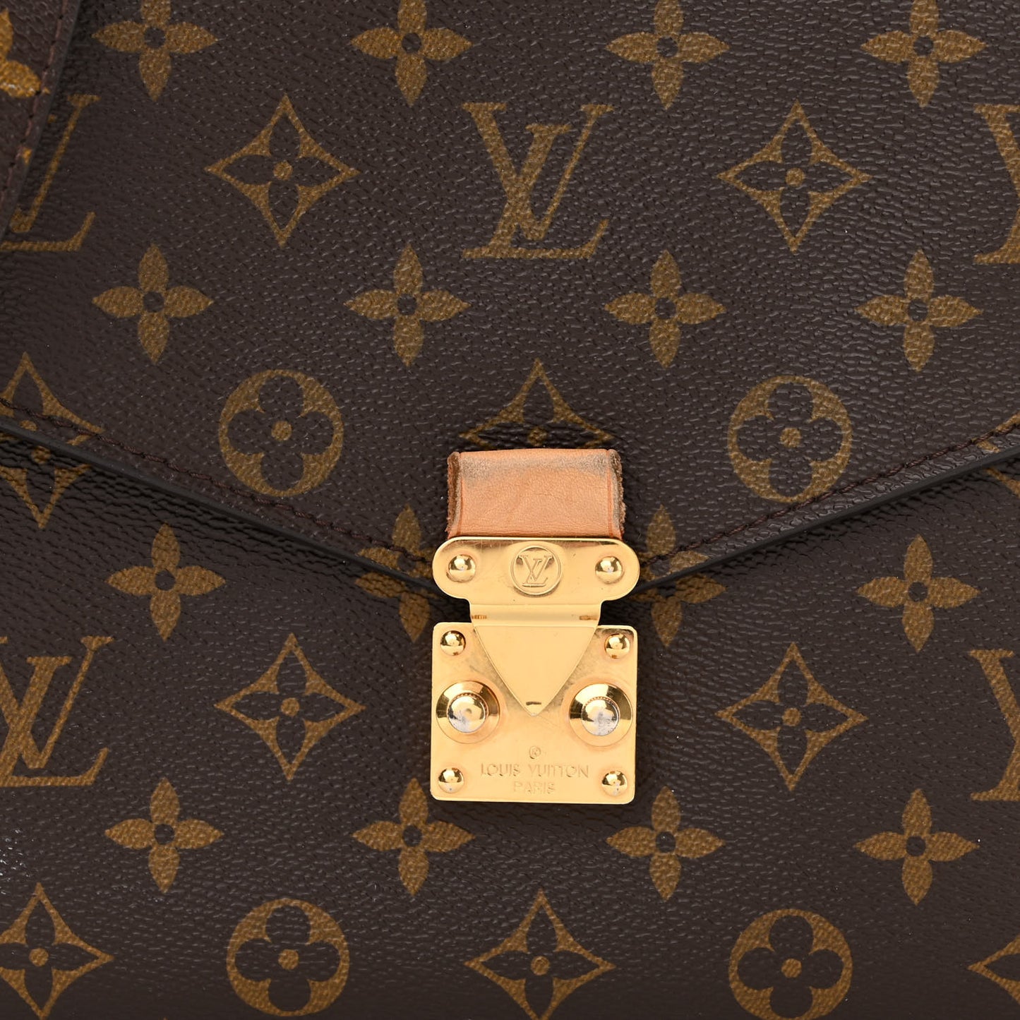 Monogram Pochette Metis