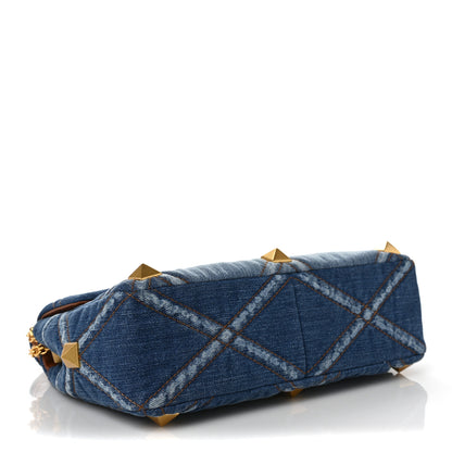 Valentino Garavani Denim Large Roman Stud Shoulder Bag Light Denim Selleria 3 of 8
